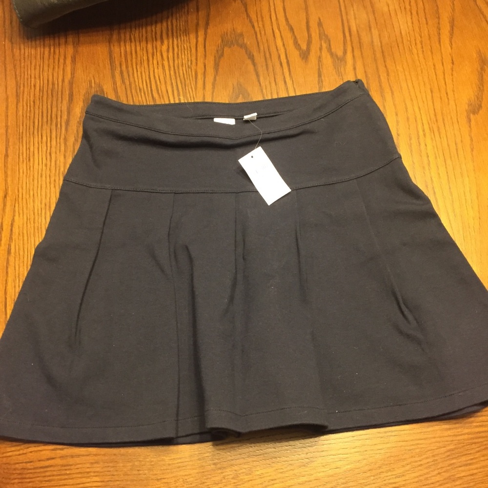 Gap kids navy pleated skirt with size zipper